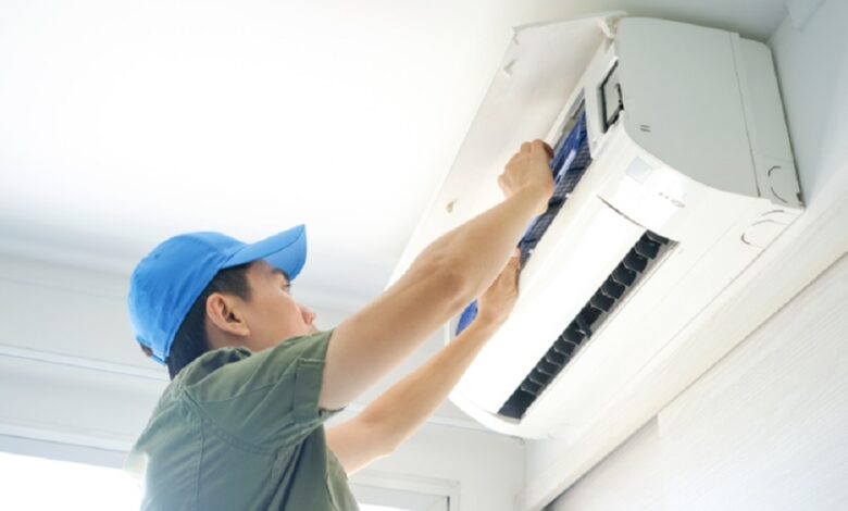 Regular aircon maintenance in Singapore